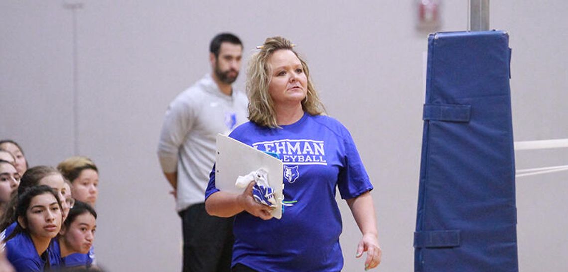 Anderson volleyball sweeps Lady Lobos in three sets