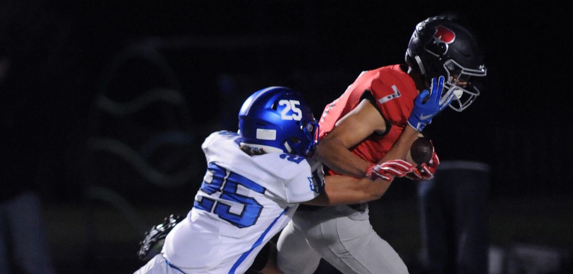 Bowie rolls by Lobos 65-21
