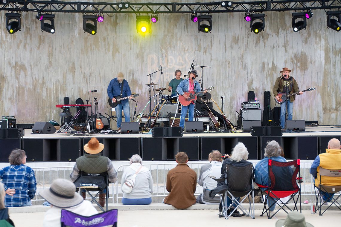 Buda celebrates 144th birthday with music festival Buda celebrates 144th birthday with music festival