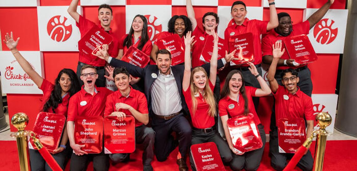 Clucky Duck: Buda students wins $25,000 scholarship through Chick-fil-A