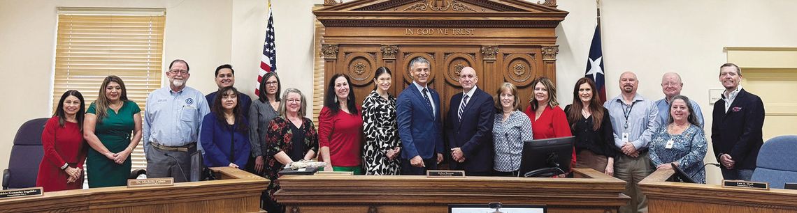 Hays County Commissioners Court approve land donation, honors those leaving