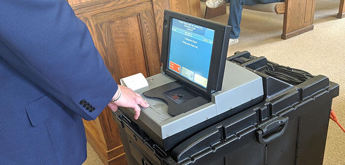 County inches towards hybrid voting system at the polls