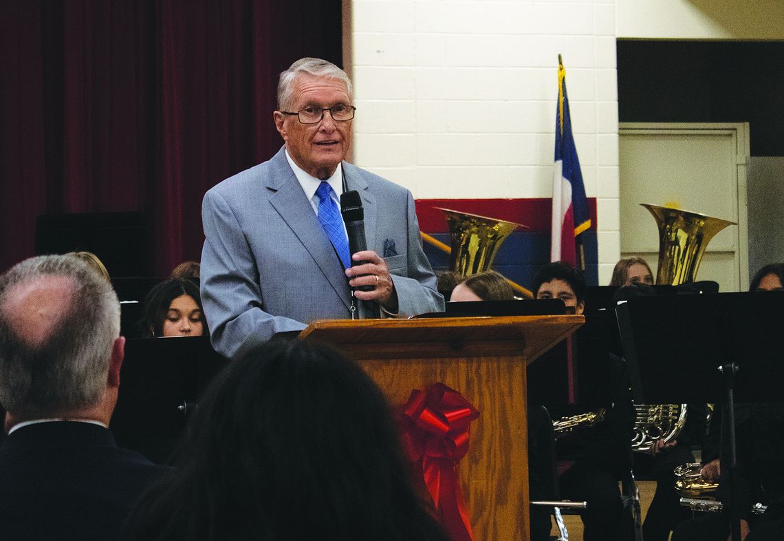 Dahlstrom hits high note with fine arts dedication Dahlstrom hits high note with fine arts dedication