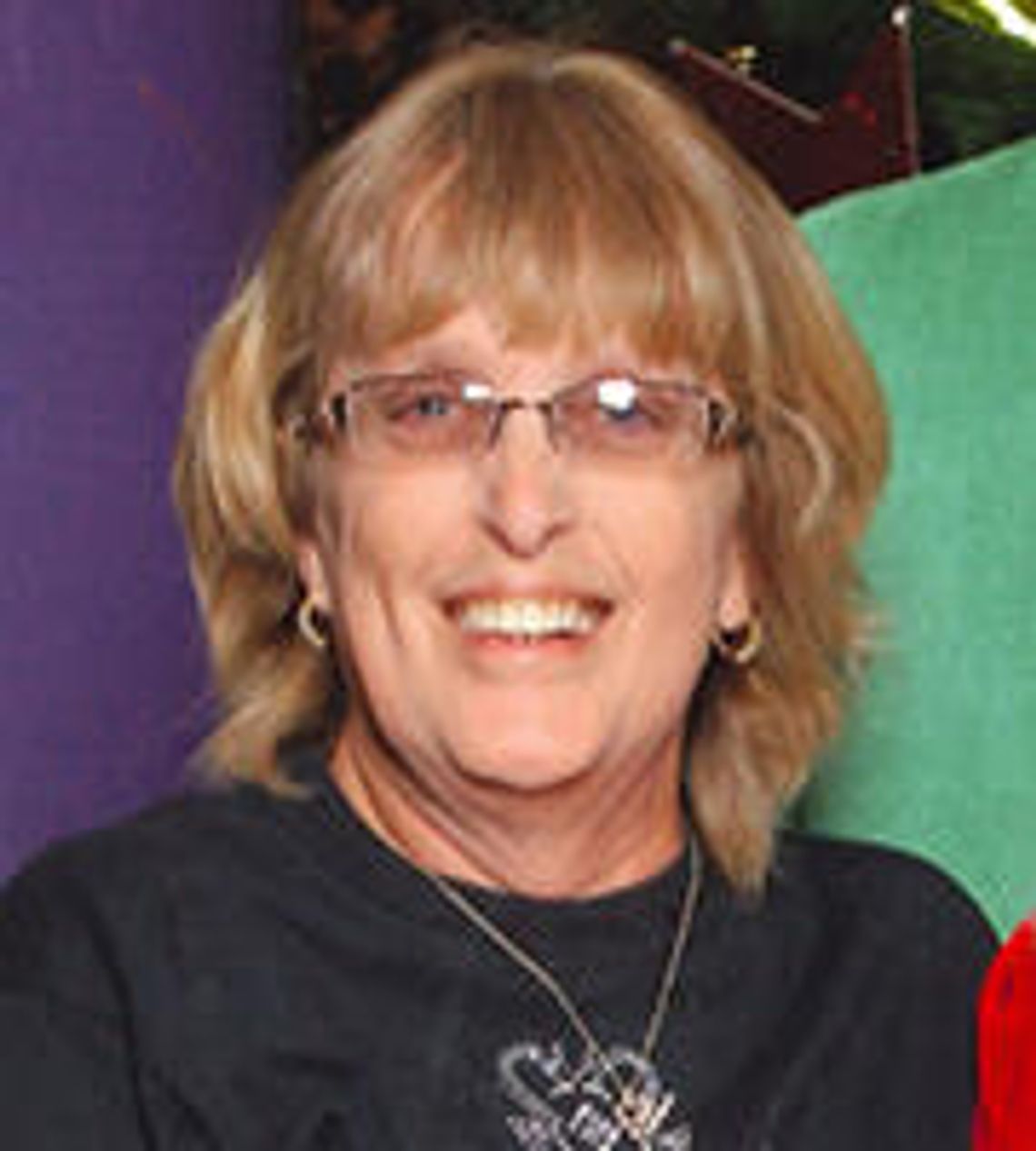 Darlene Schneider (1951-2017)