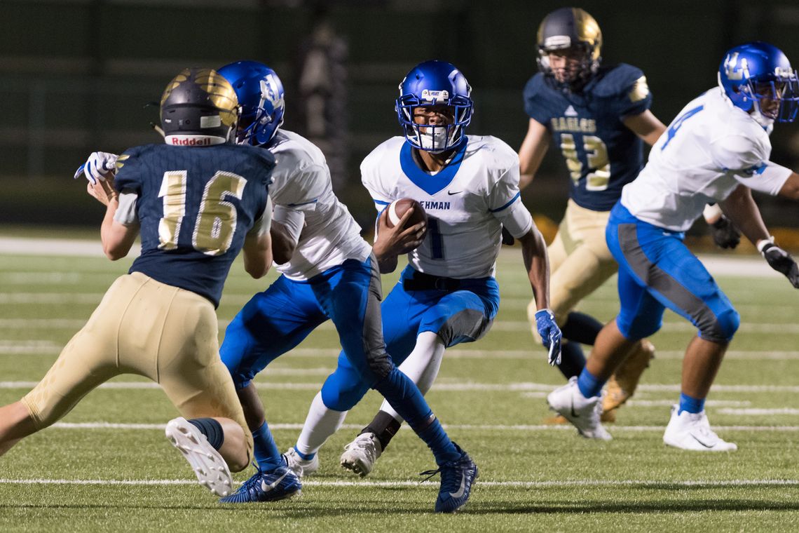 Dramatic TD lifts Lobos past Akins in OT