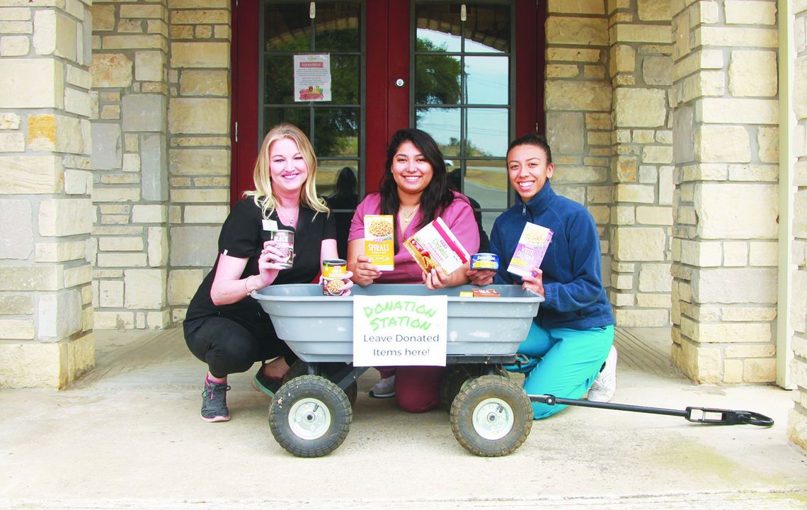 Dripping Springs Animal Hospital hosts food drive
