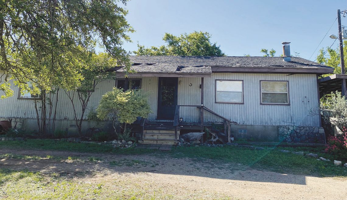 Dripping Springs family to receive new home