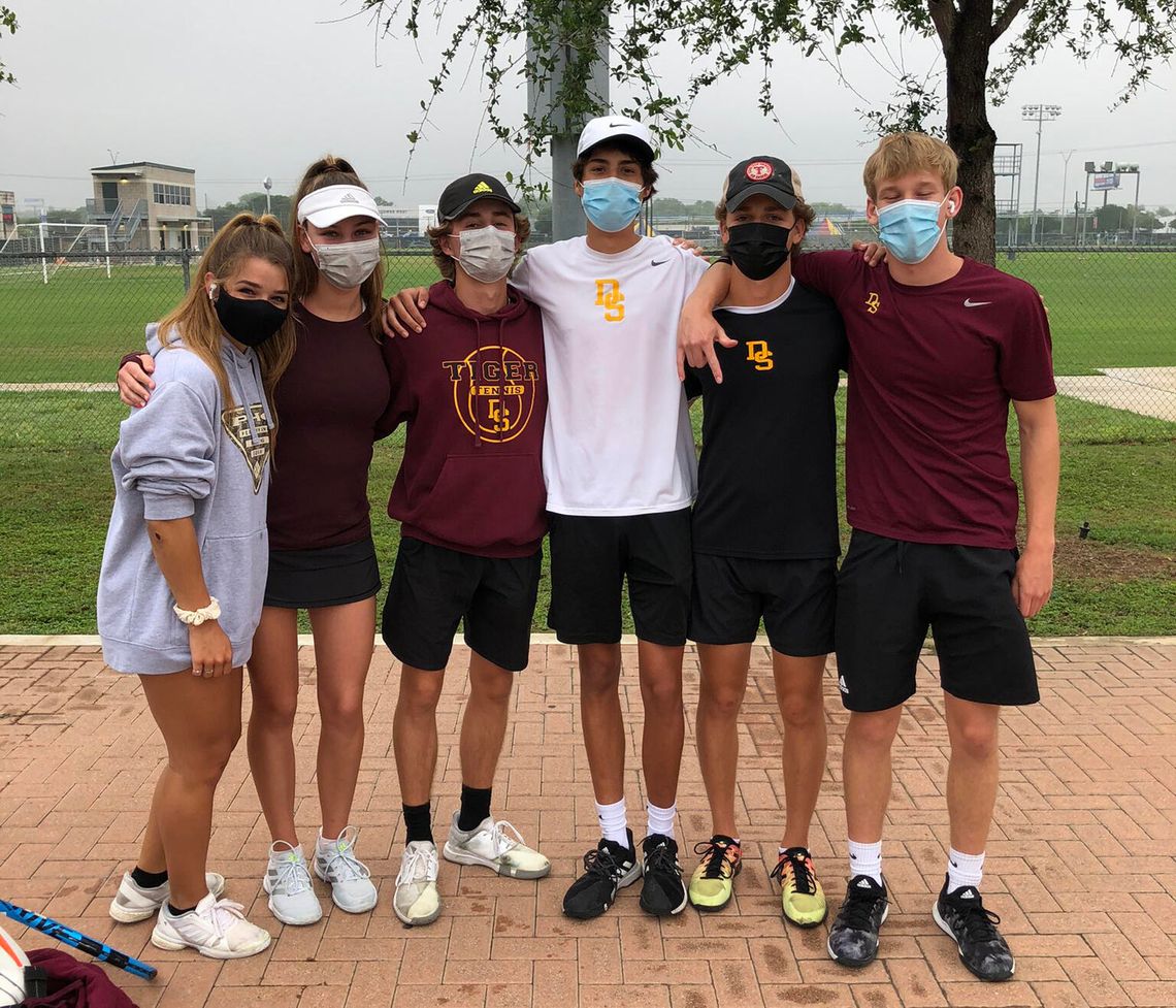 Dripping Springs HS tennis head to regional tournament