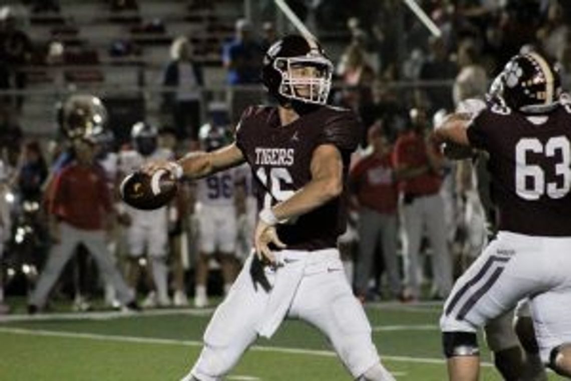 Dripping Springs QB named 2023 All-American