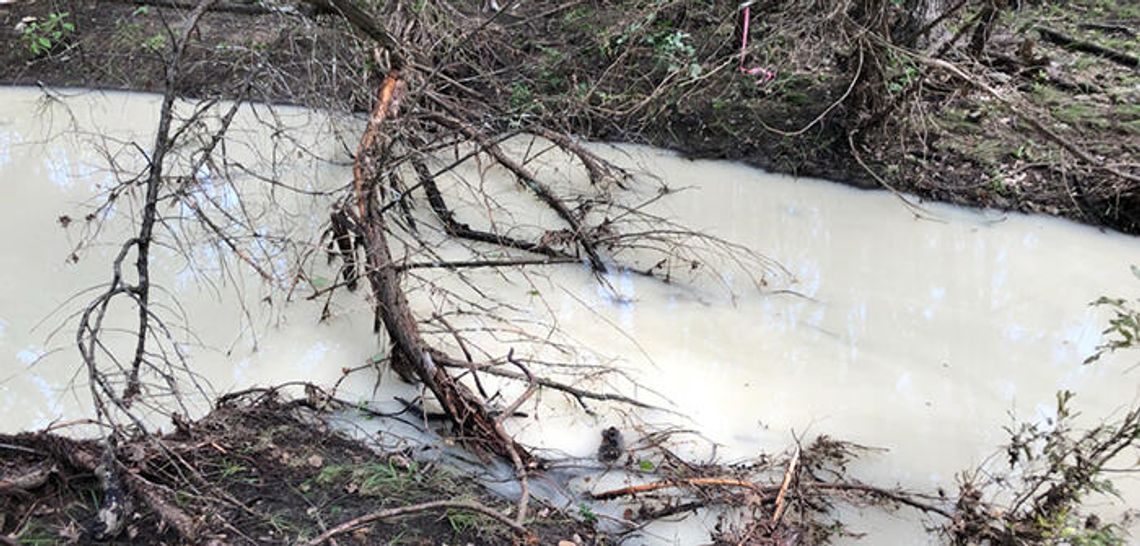 Dripping Springs wedding venue accused of causing pollution