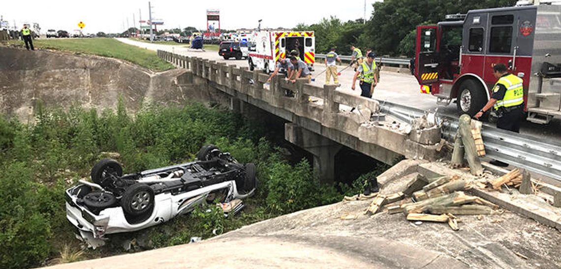 Driver Starflighted to hospital after rollover in Kyle