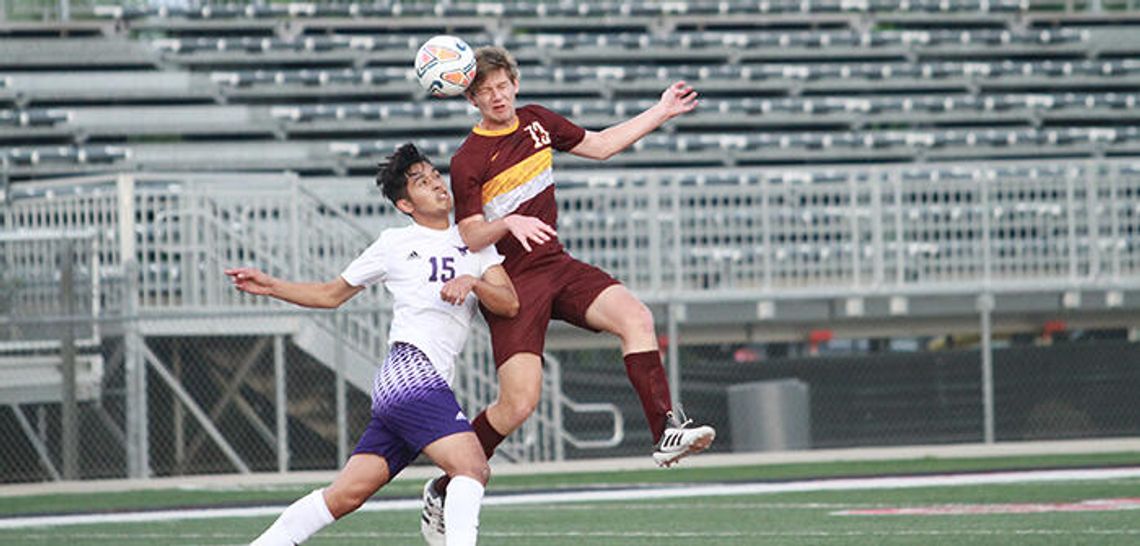 DS soccer season turnaround ends with loss to Mustangs