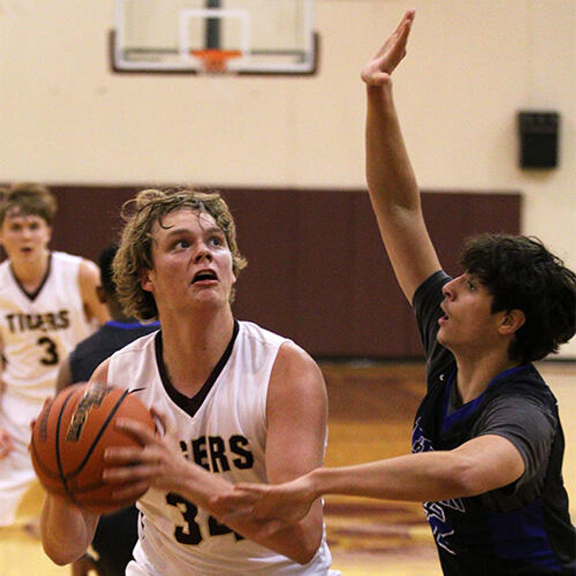 Family spirit brings together Tiger hoops team