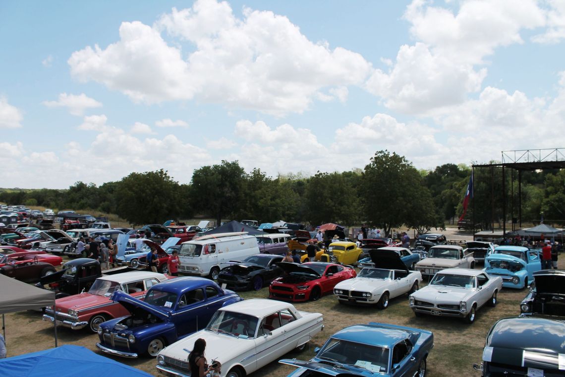Greased lightnin': Car show raises money for local charities