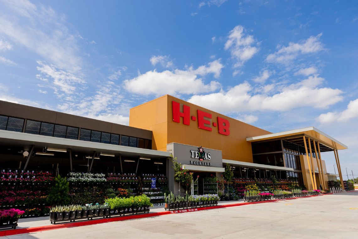 H-E-B opens in place of iconic Nutty Brown Amphitheatre H-E-B opens in place of iconic Nutty Brown Amphitheatre