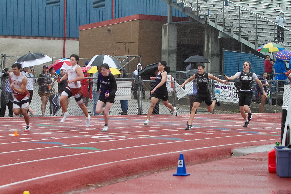 Hays CISD hosts Don Shelton Relays