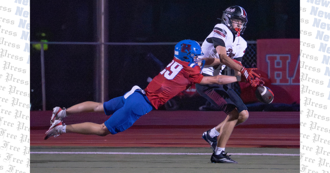 Hays Hawks downed by Weiss Wolves Hays Hawks downed by Weiss Wolves