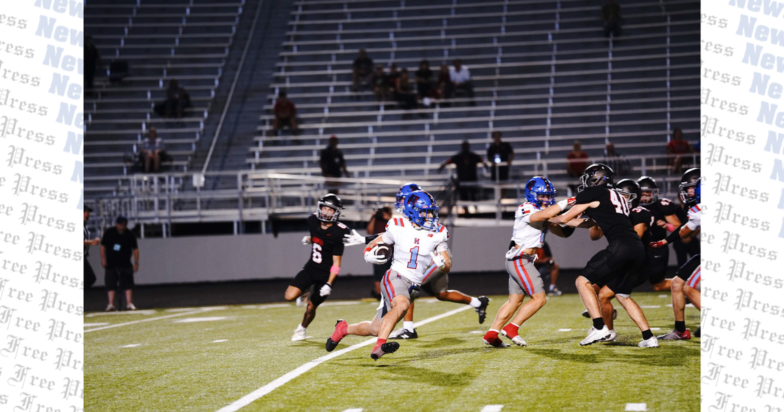 Hays Hawks falter against Bowie Bulldogs Hays Hawks falter against Bowie Bulldogs