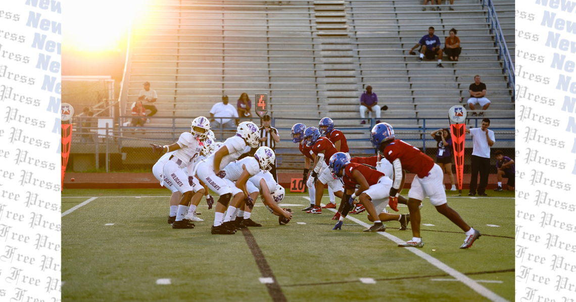Hays Hawks soar over Elgin Wildcats