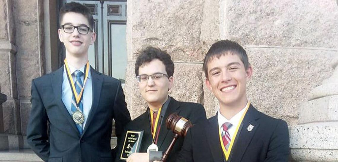 Hays High Speech and Debate scores several awards at annual contest Hays High Speech and Debate scores several awards at annual contest