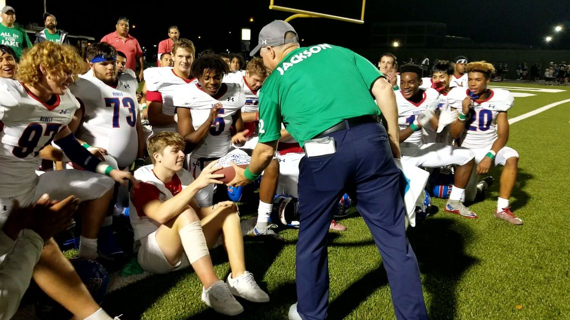 Hays tops Anderson in emotional 35-13 win