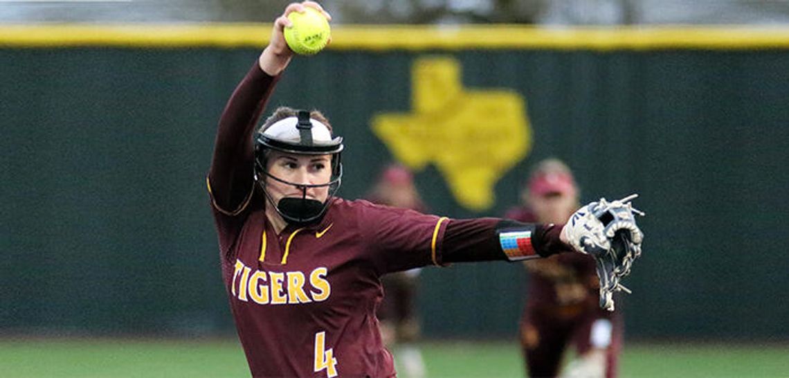 Hulon’s no-hitter fuels Tigers in 5-0 win over Lockhart