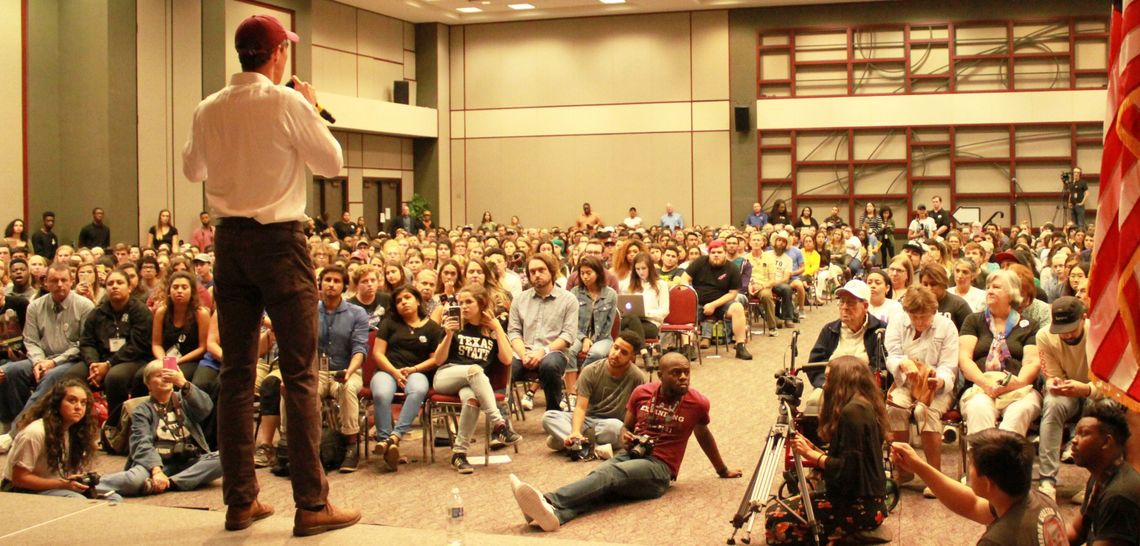 Hundreds turn out for Beto O’Rourke town hall