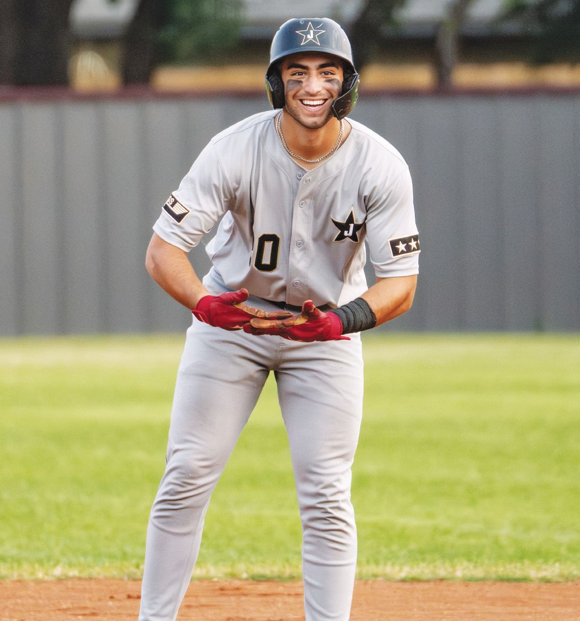Jags baseball rallies, extinguishes Dragons