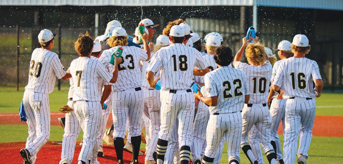 Jaguars advance in playoffs