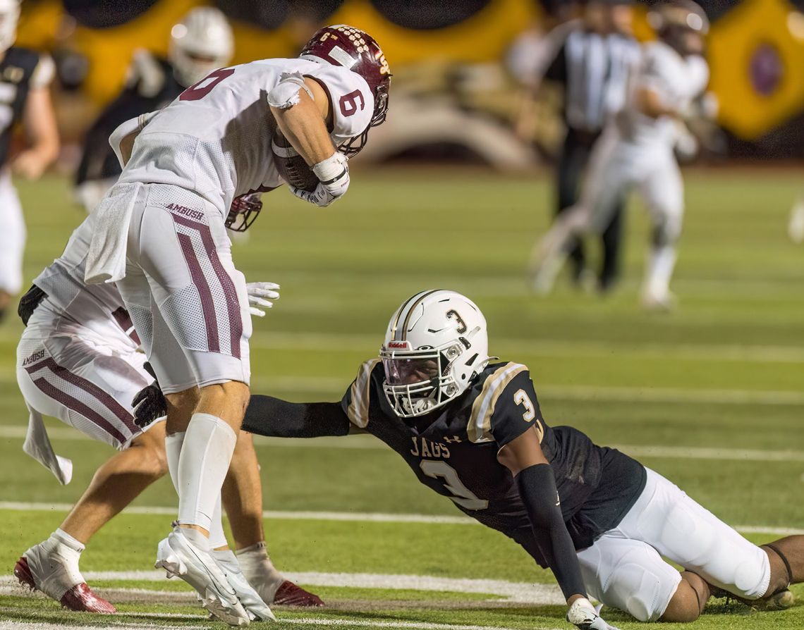 Johnson Jags fall to Dripping Springs Tigers, are now 3-3 Johnson Jags fall to Dripping Springs Tigers, are now 3-3