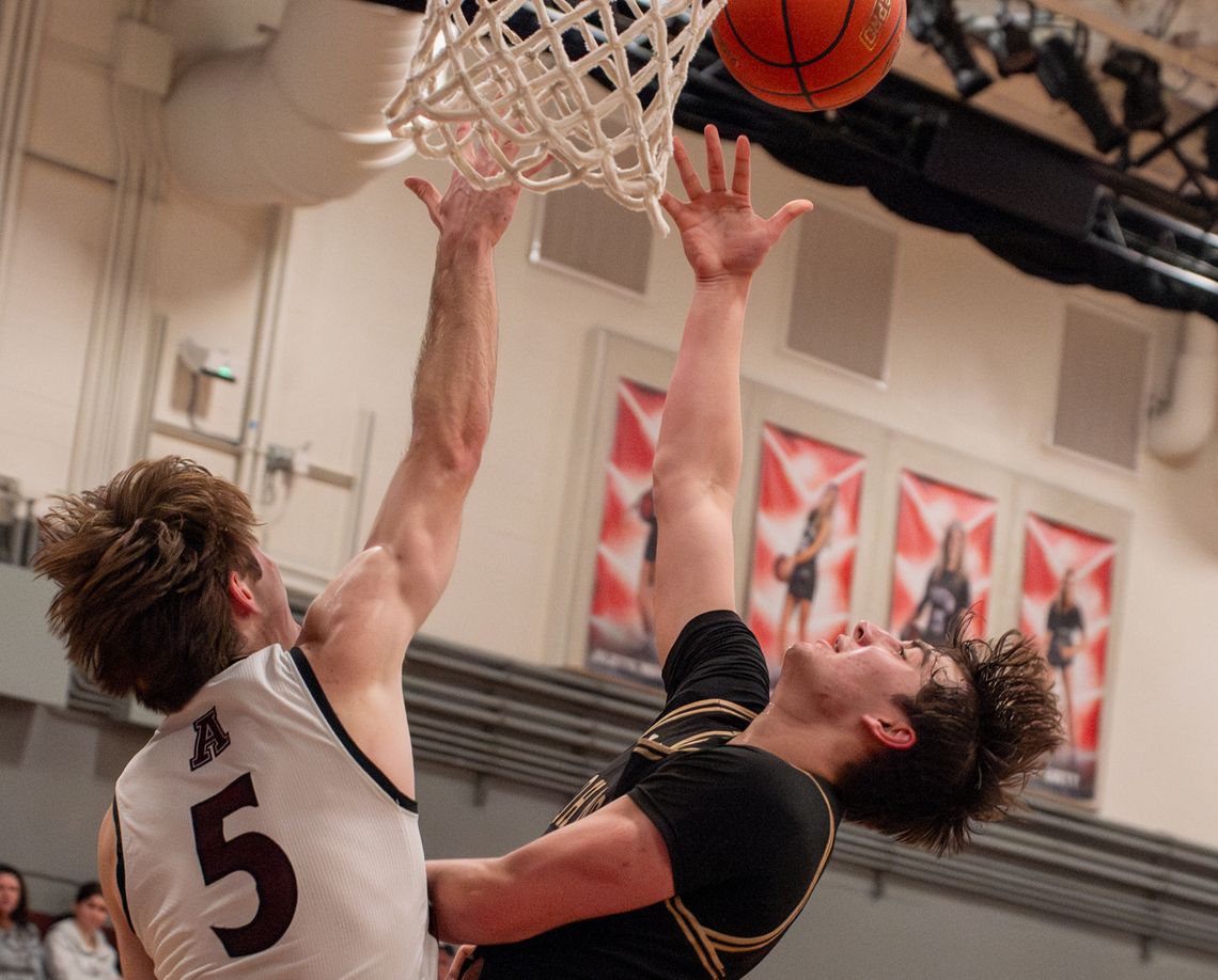 Johnson Jaguars outscore Austin Maroons