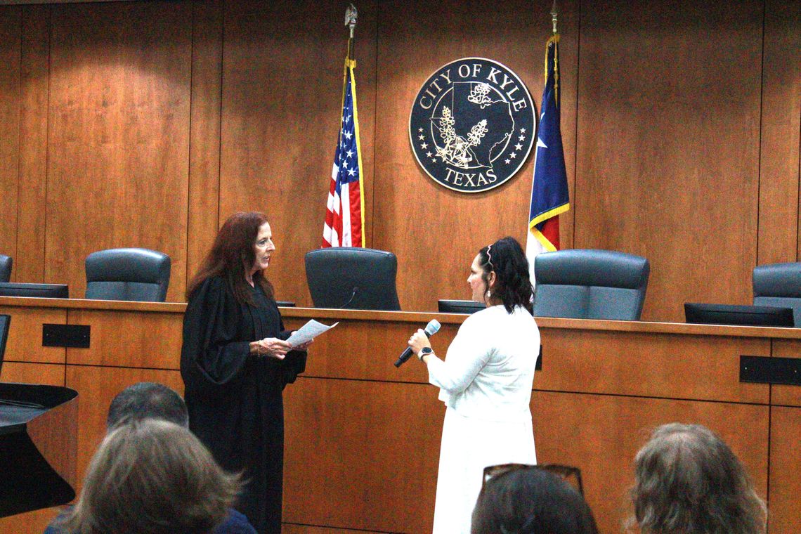 Kyle mayor, council member sworn in