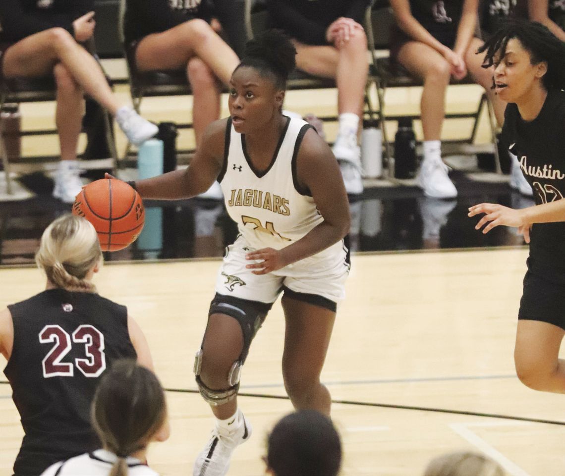 Lady Jags lose to Maroons