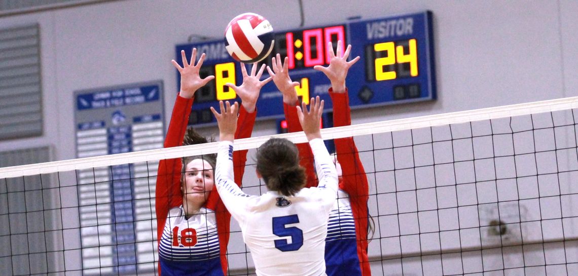Lady Rebs cruise to a 3 set sweep over Lobos