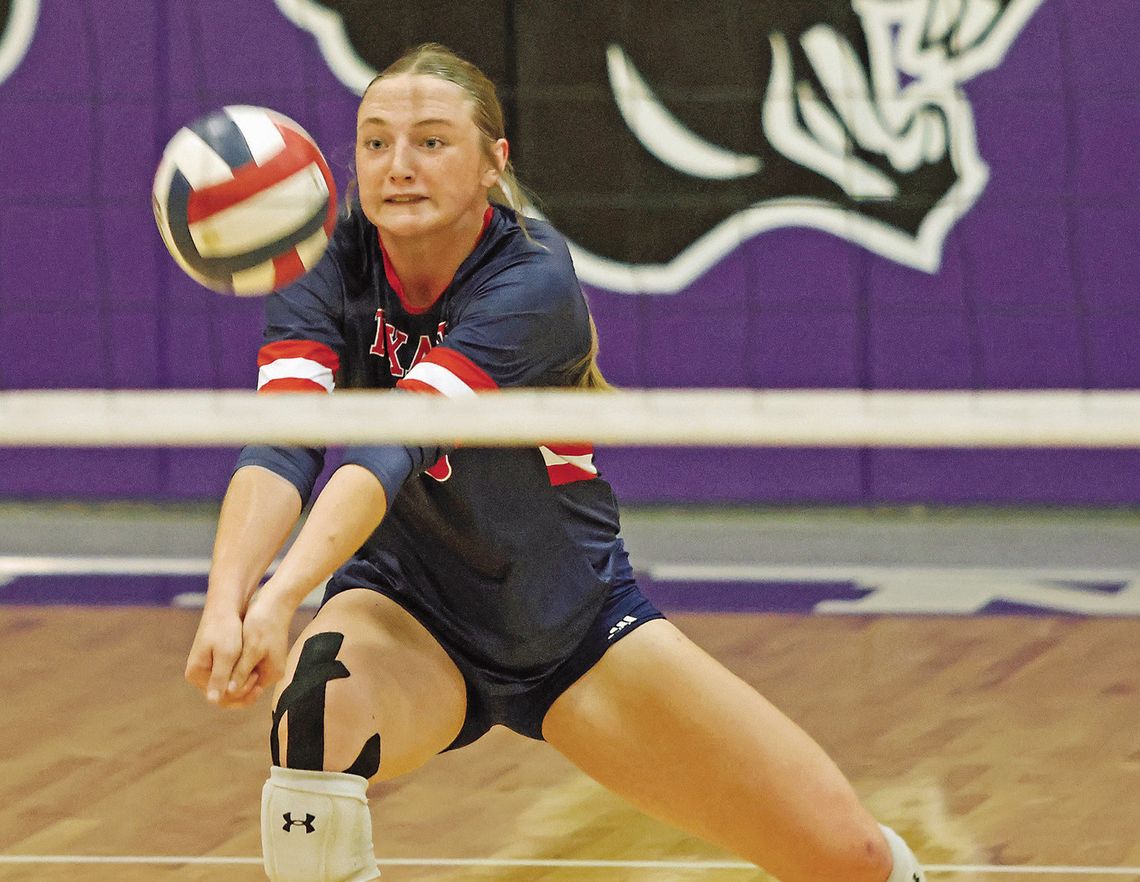 Lady Texans Volleyball wins three straight sets