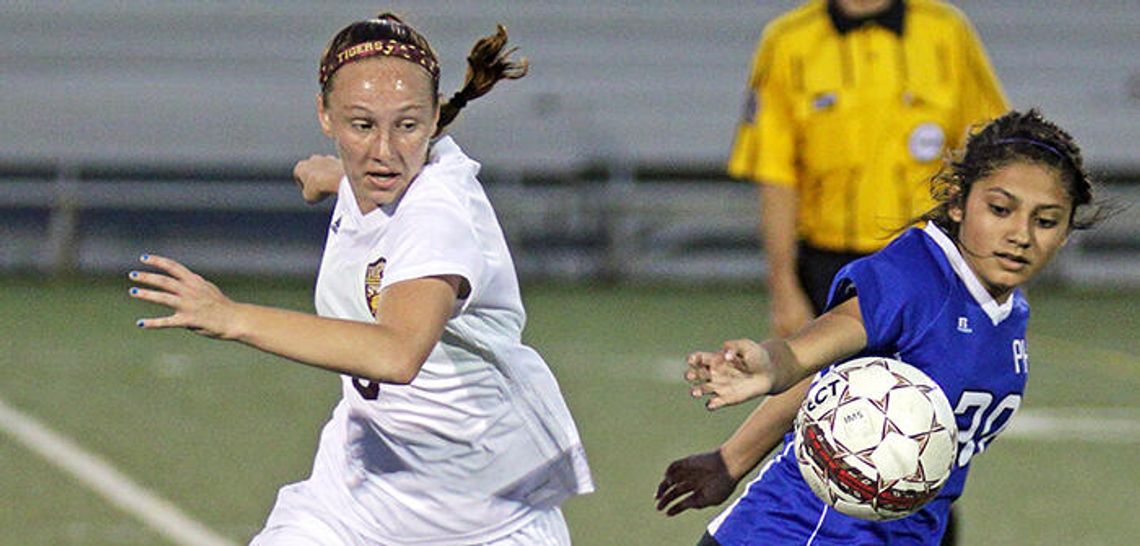 Lady Tigers blank McCallum to advance in playoffs