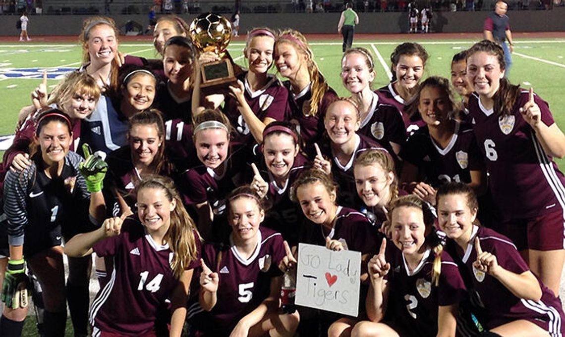 Lady Tigers hit Quarterfinals