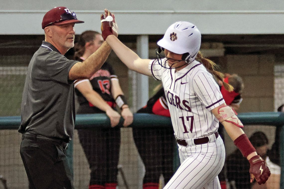 Dripping Springs Lady Tigers softball team runs to hold onto first place