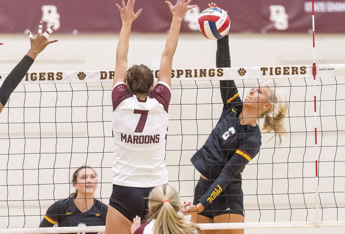 Lady Tigers volleyball sweeps Maroons