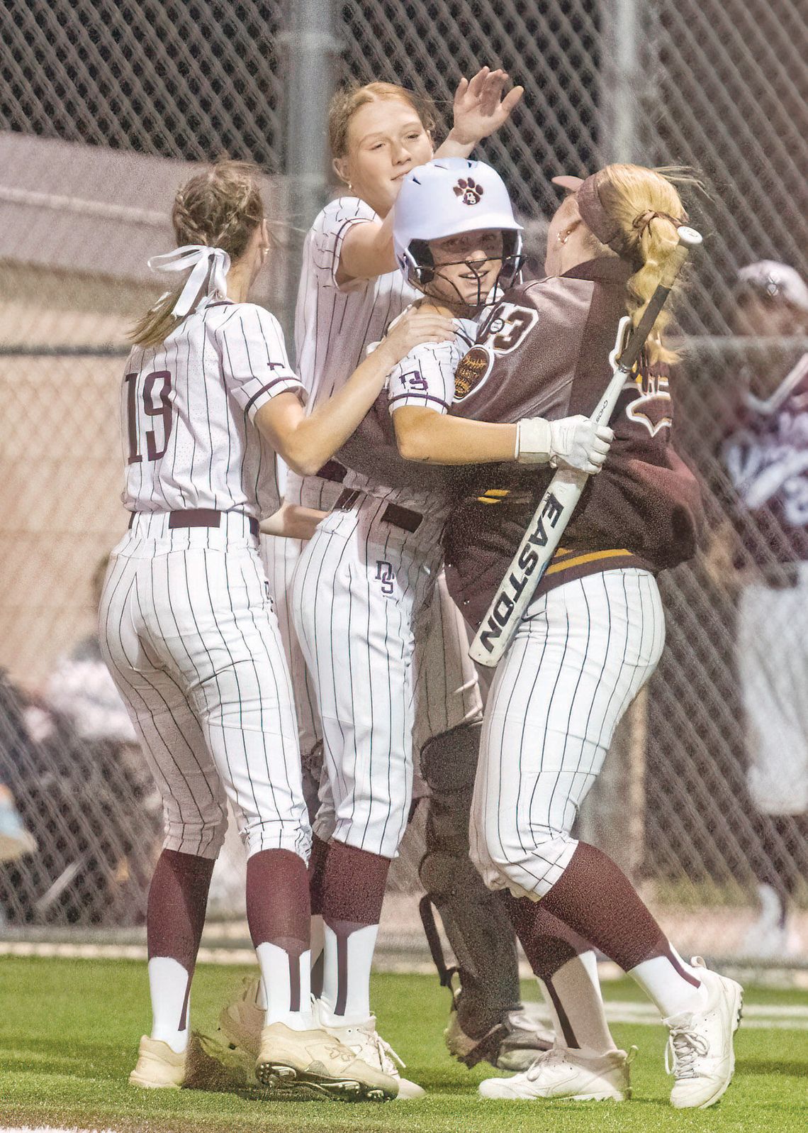 Lady Tigers win in extra innings Lady Tigers win in extra innings