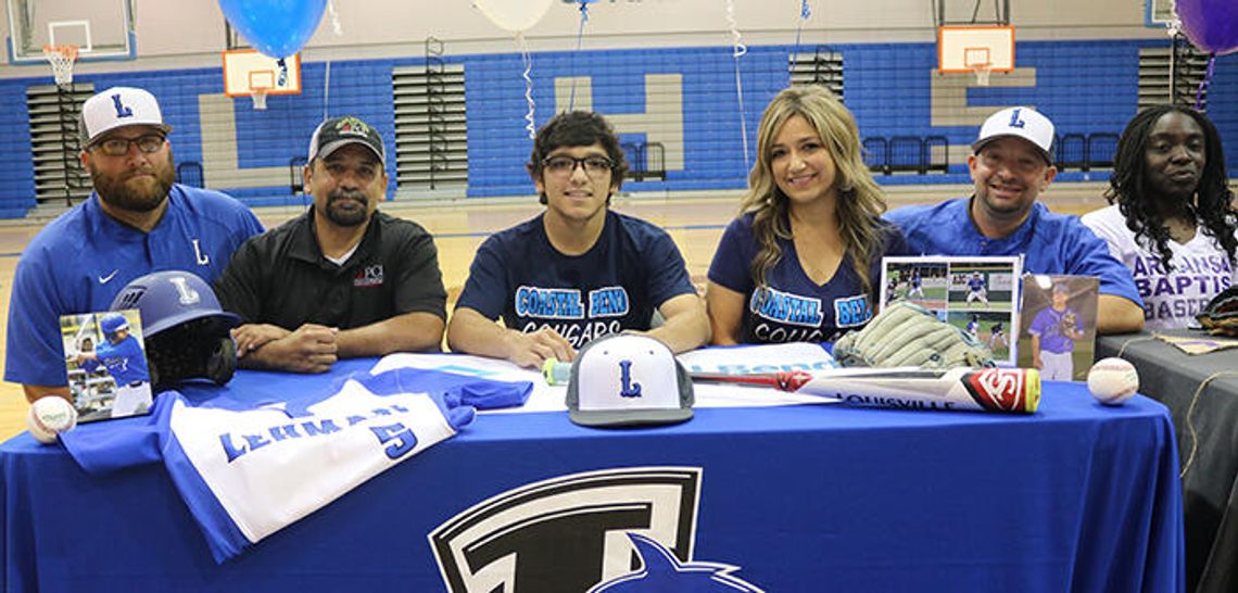 Lobo’s Ramirez signs to play baseball with Coastal Bend College Lobo’s Ramirez signs to play baseball with Coastal Bend College