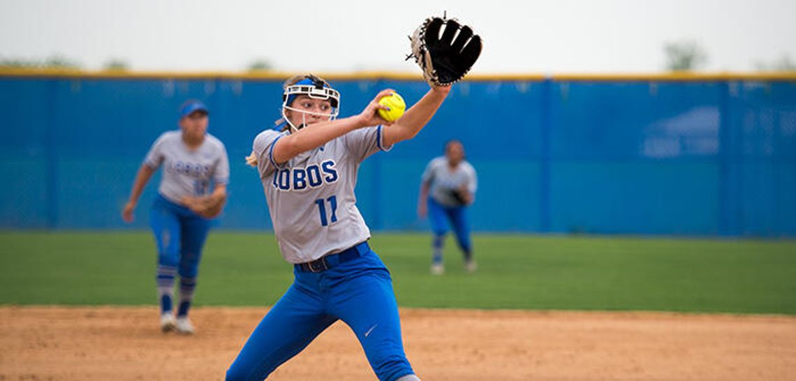Lobo softball stuns Del Valle in 5-4 walk-off win