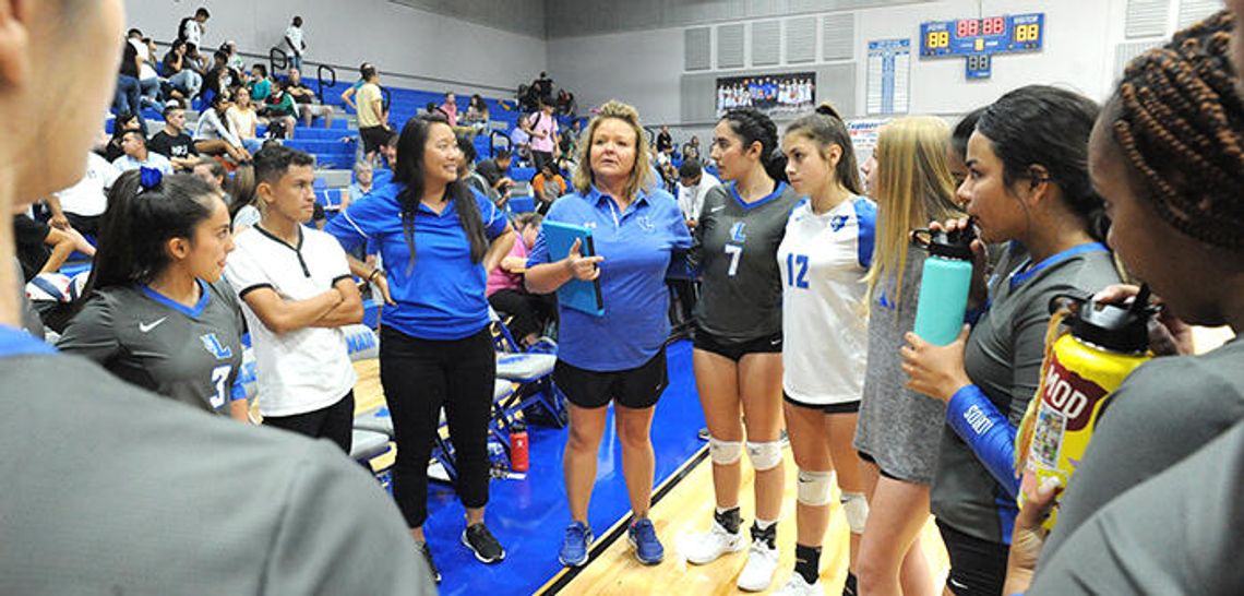 Lobos beat Akins in district opener