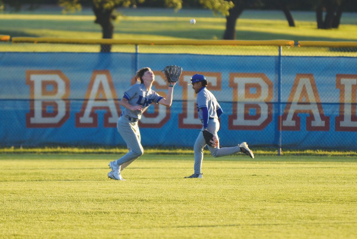 Lobos lose to Lions on the road, win at home