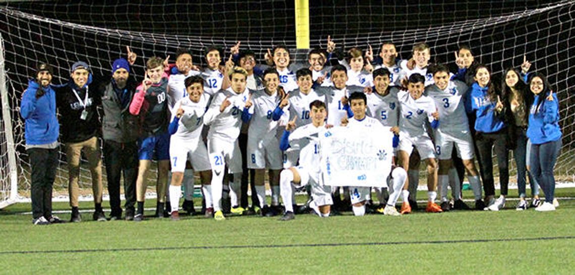 Lobos strike down Eagles 4-0 for district soccer title