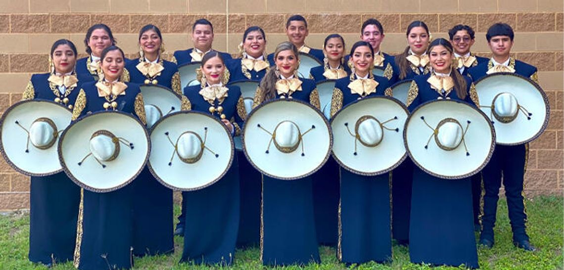Lobos win UIL Division I honors Lobos win UIL Division I honors