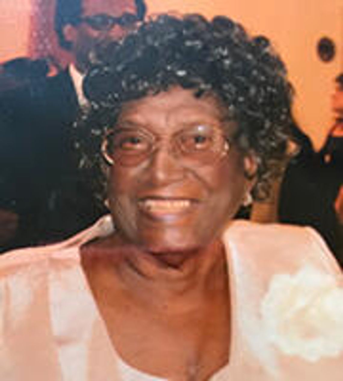 Mabel (Dolly) Fields (1923-2019)