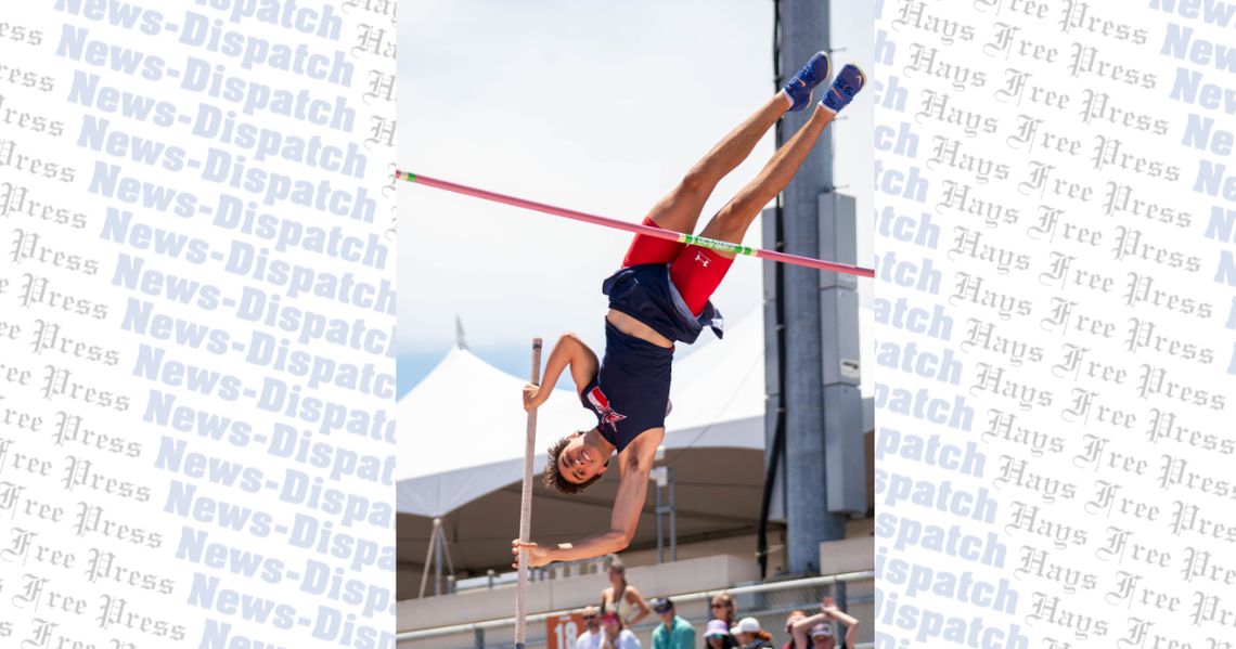 Mignerey claims State pole vaulting title for Wimberley Texans Mignerey claims State pole vaulting title for Wimberley Texans