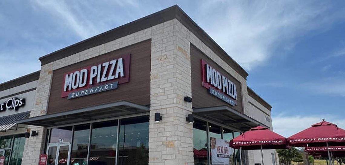 MOD Pizza opens in Buda