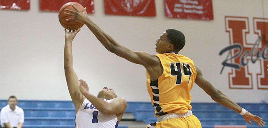 Momentum drives Lobo hoops toward district play